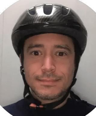 Grégory, moniteur de vélo urbain